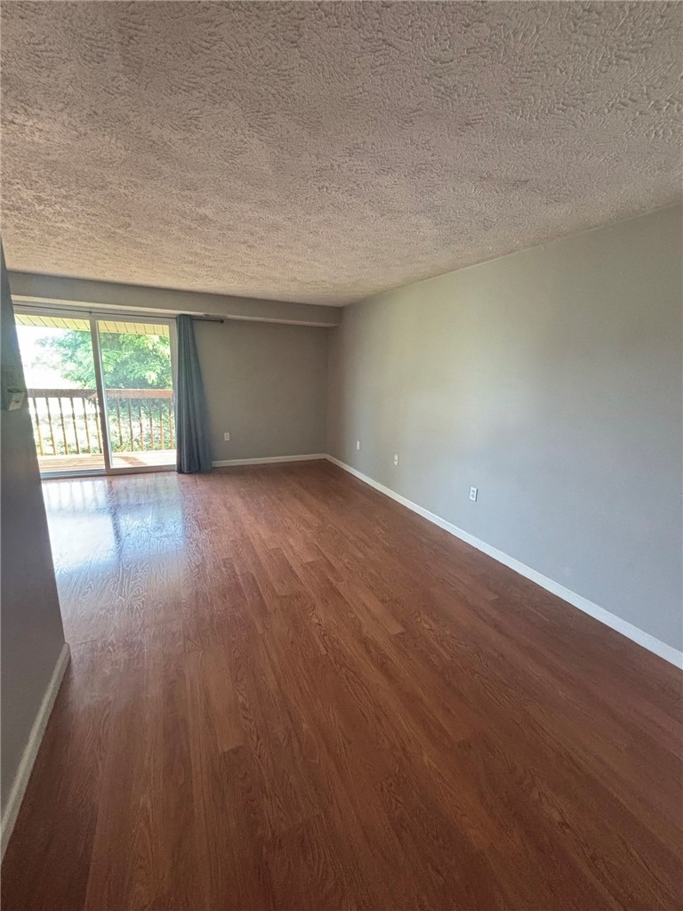 27512 Evergreen Run — photo 3