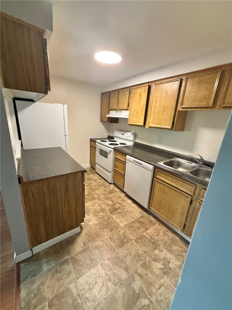 27512 Evergreen Run — photo 4
