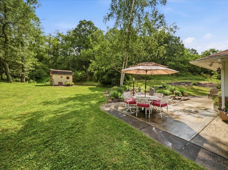 9506 Springfield Drive — photo 4