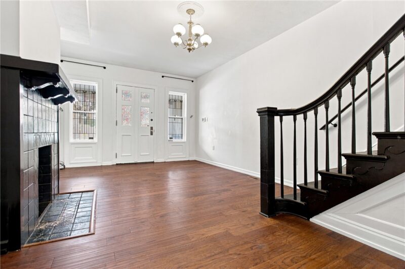 420 Edgemont Street — photo 4
