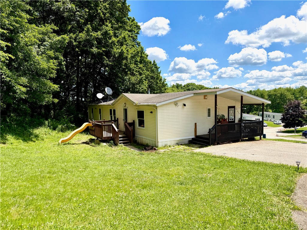 820 Maple Ct — photo 1