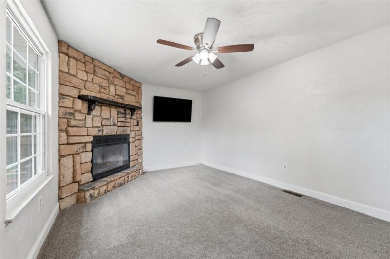 328 Whitney Chase Lane — photo 6