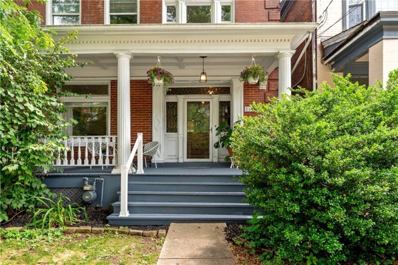 212 Elm St — photo 2
