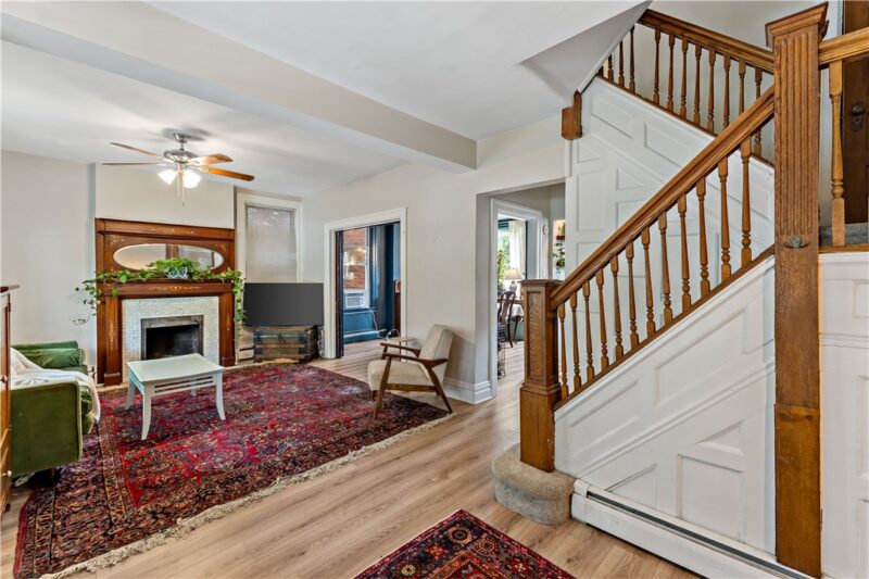 212 Elm St — photo 7