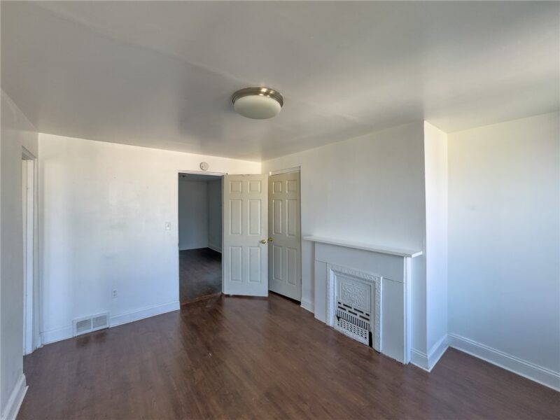 2844 California Ave — photo 3