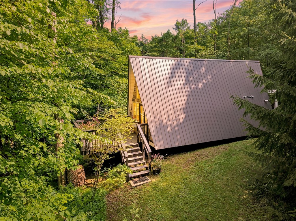 521 Earl Ansell Rd — photo 1