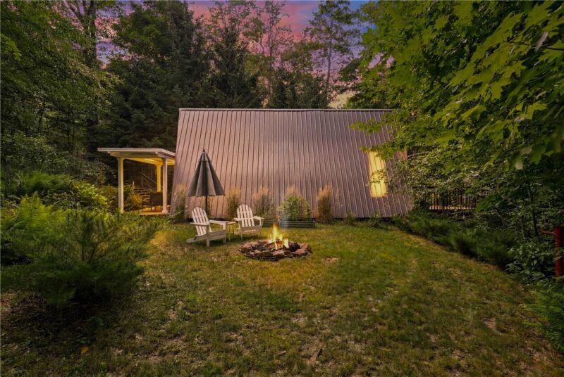521 Earl Ansell Rd — photo 4