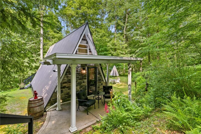 521 Earl Ansell Rd — photo 5