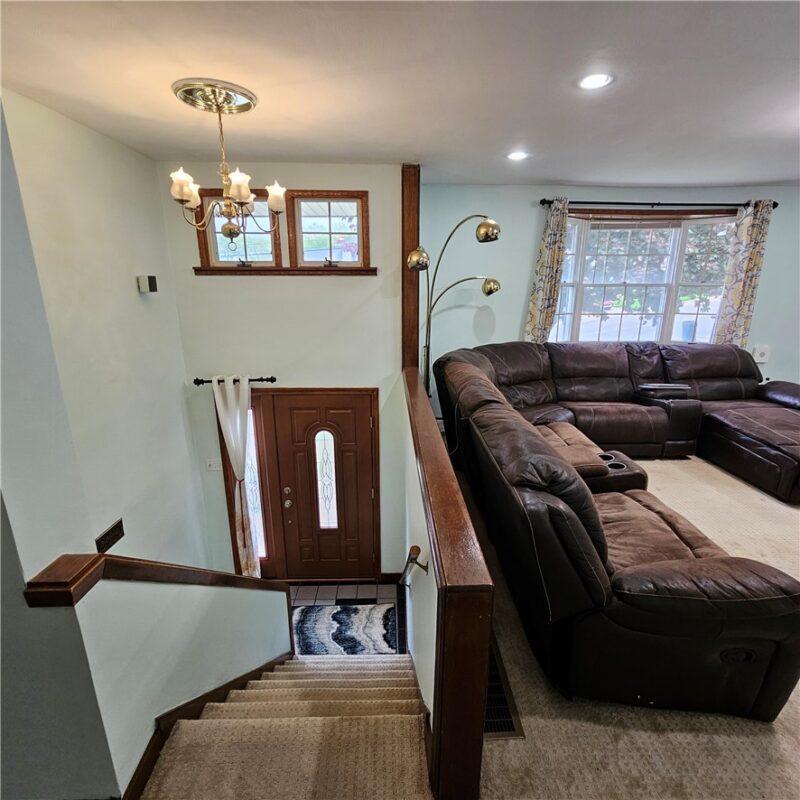 5163 Rosecrest Dr — photo 3