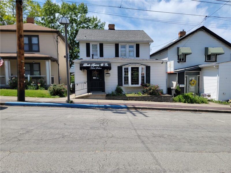3610 Main St — photo 2