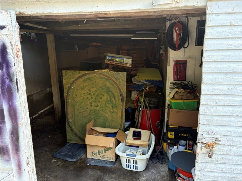 1614 Johnston Ave — photo 2