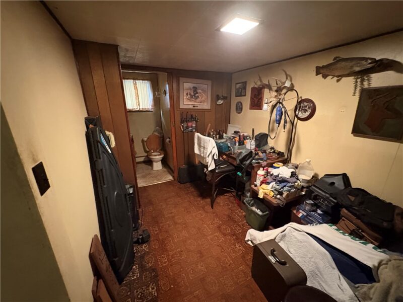 1614 Johnston Ave — photo 8