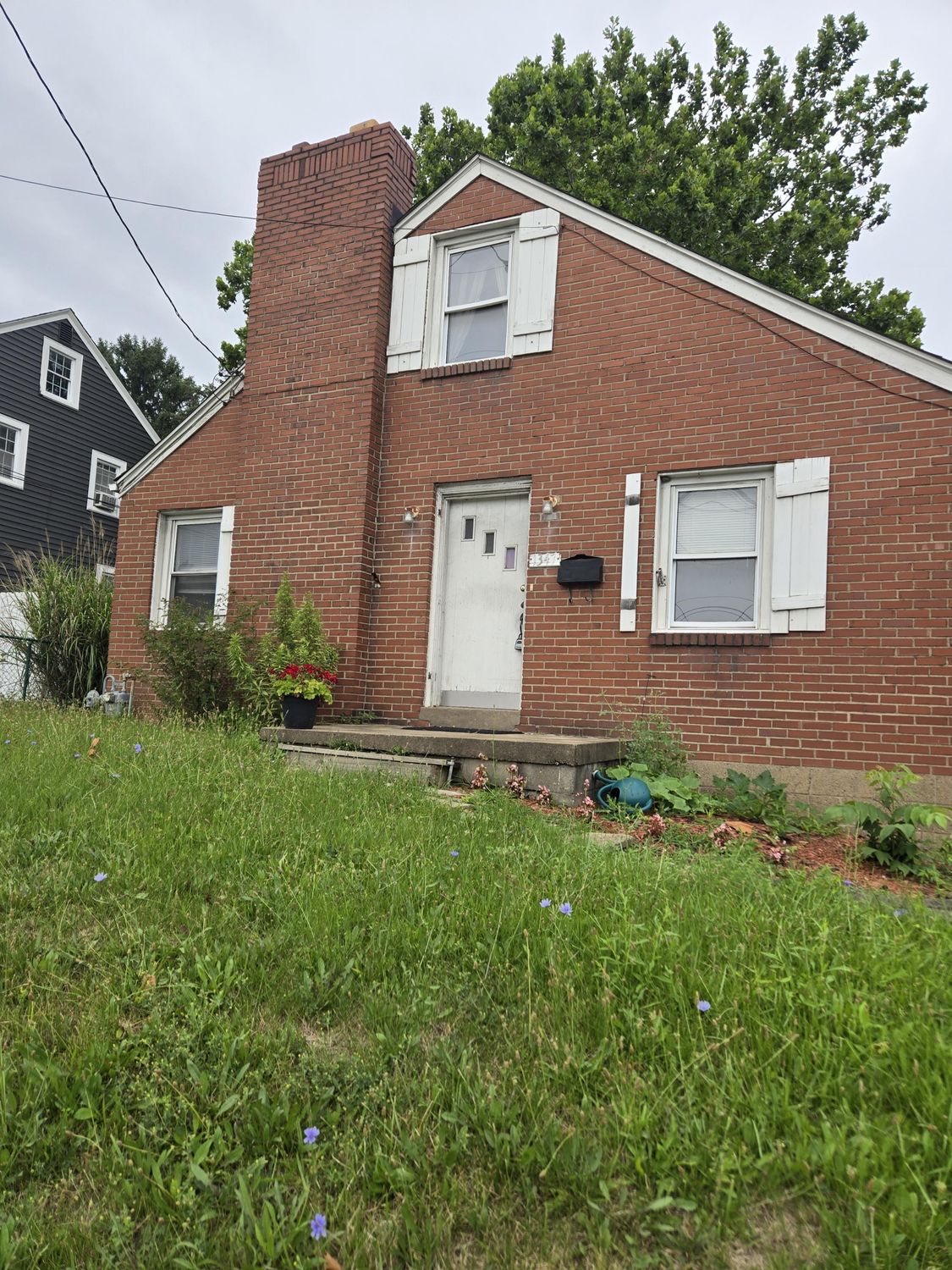 1347 Washington PIKE — photo 1