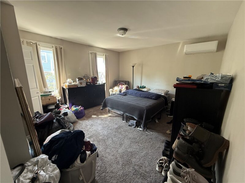1230 Goe Ave — photo 8