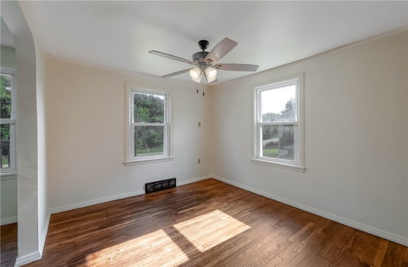216 Bettis — photo 6