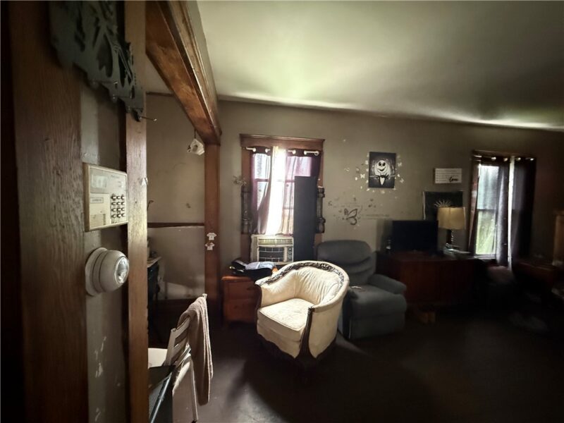 1108 Cunningham Ave — photo 4