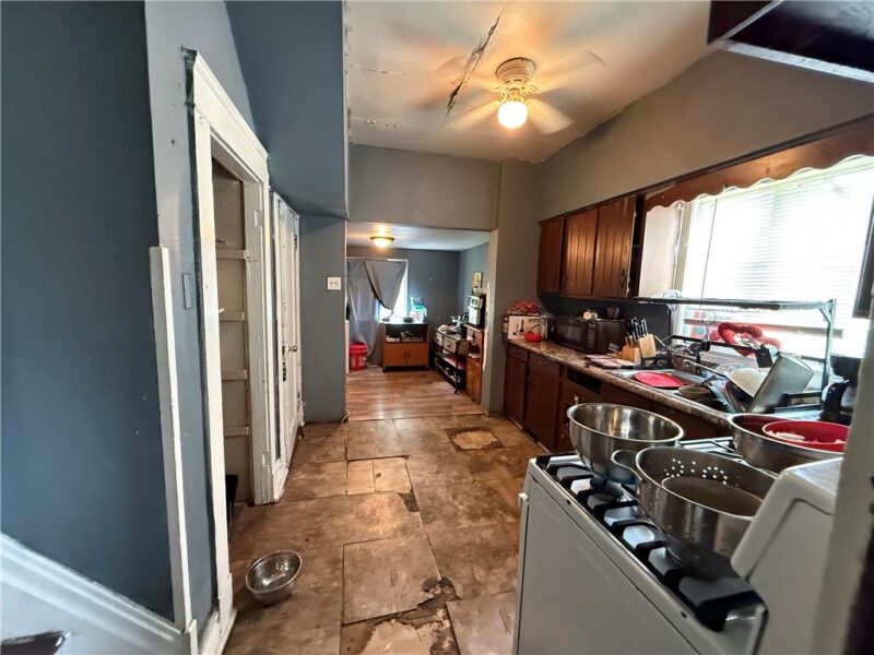 1108 Cunningham Ave — photo 7