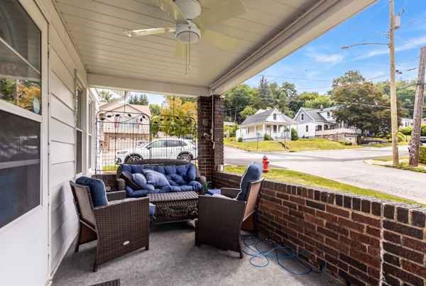 539 Dippold Ave — photo 4