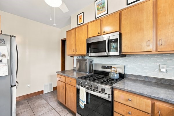 539 Dippold Ave — photo 8