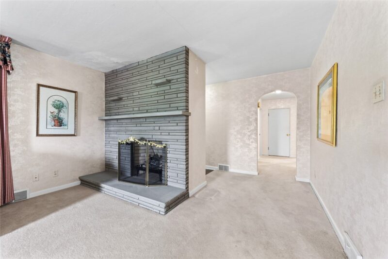 1317 Clifton Road — photo 4