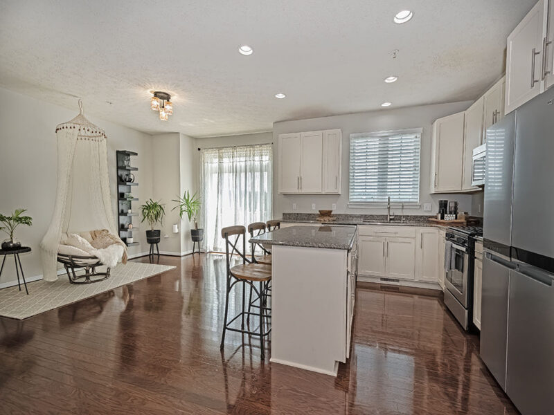 17 Remington DRIVE — photo 2