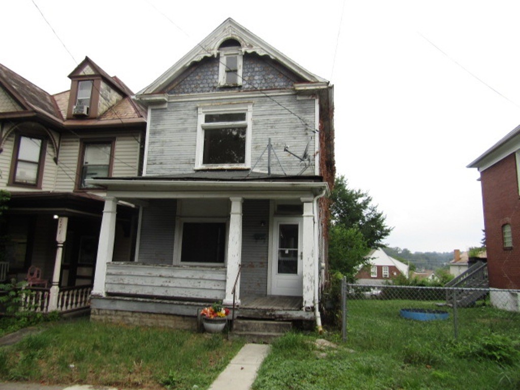223 N 2nd St — photo 1
