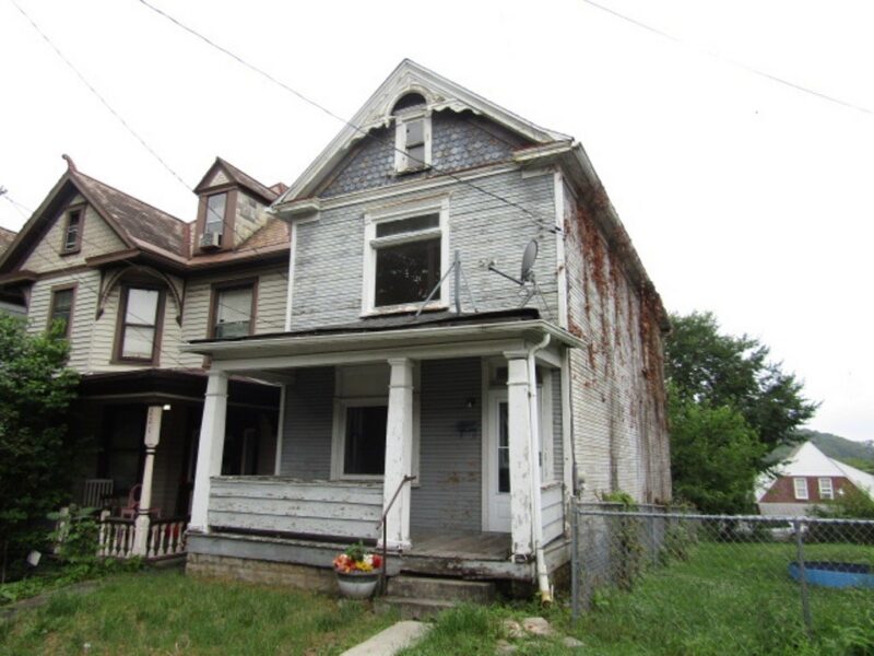 223 N 2nd St — photo 2