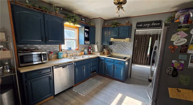 75 Sherrard Ave — photo 5