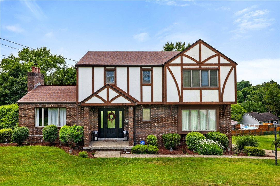 120 Larchfield Drive — photo 1