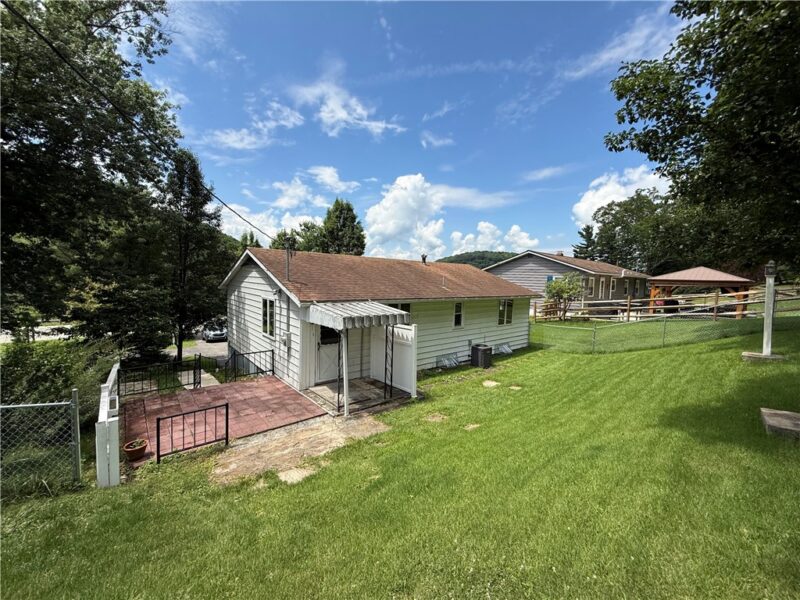 1563 Route 30 — photo 4