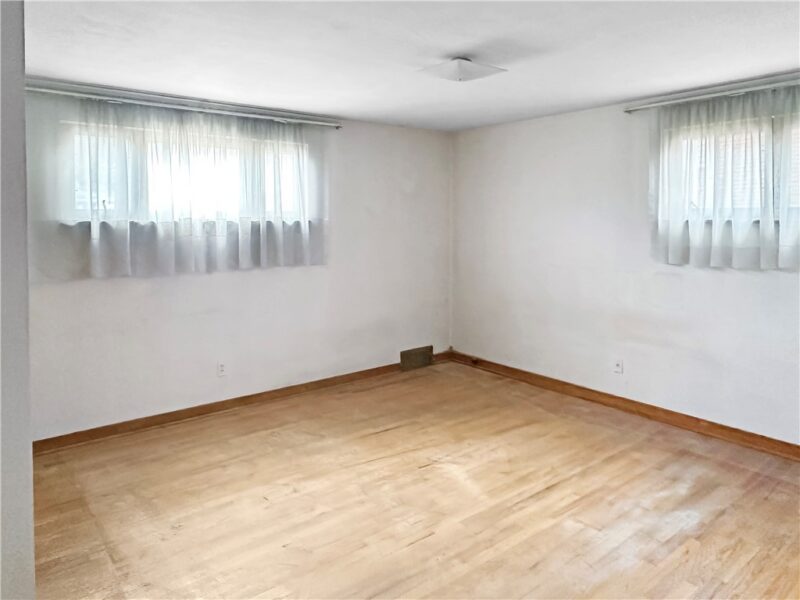 169 Cherrydell Dr — photo 6