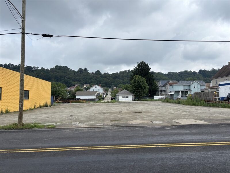 2813 Walnut St — photo 6