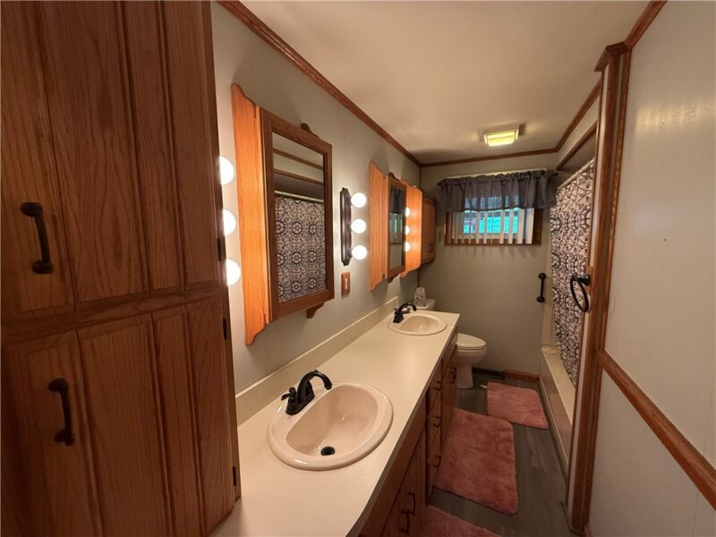 607 Ridge Avenue — photo 7