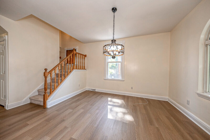 360 California Avenue — photo 5