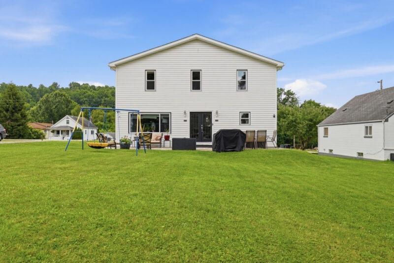 120 Oregon AVENUE — photo 3