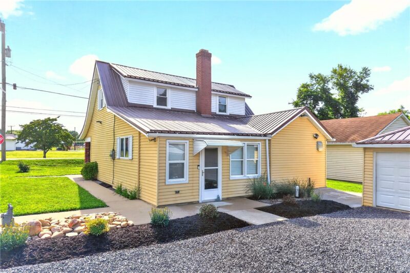 403 PERRY AVENUE — photo 4