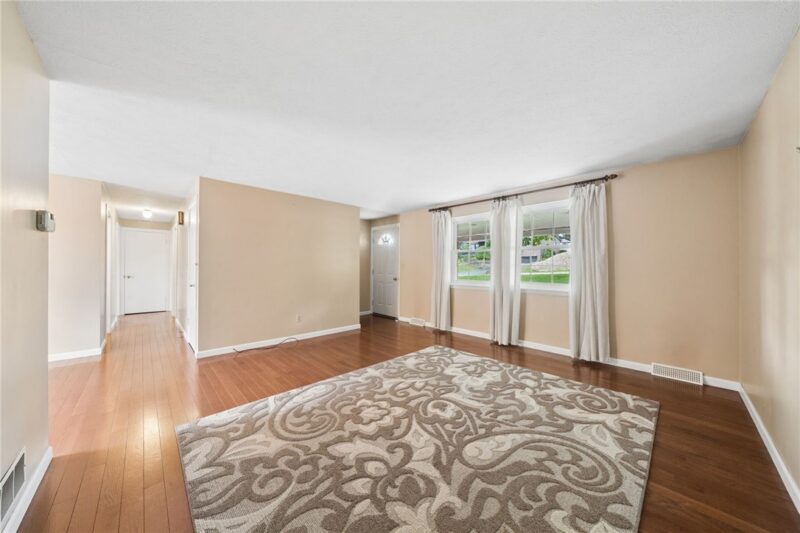 221 David Drive — photo 7