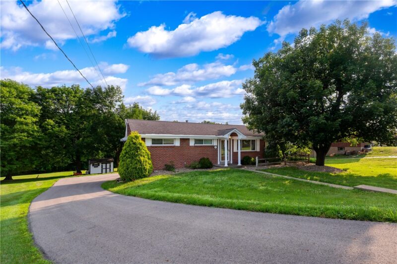 139 Delaware Drive — photo 4