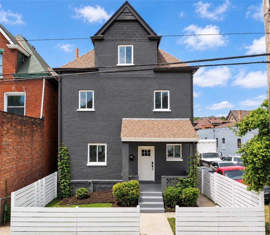 731 Mellon St — photo 1