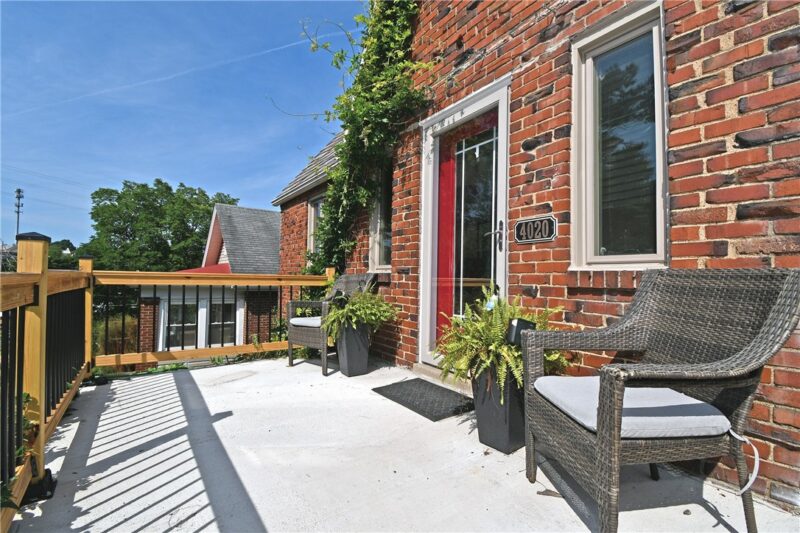 4020 Lanmore Ave — photo 2