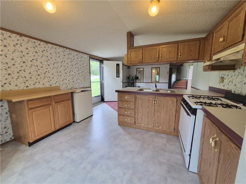 3120 Bratkovich Road — photo 6
