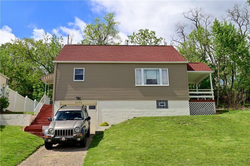 3194 Ridgeway Dr — photo 2