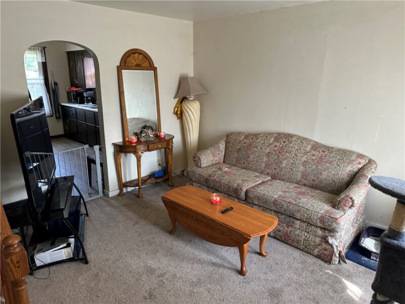 745 Anderson St — photo 2