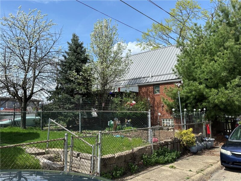 745 Anderson St — photo 8