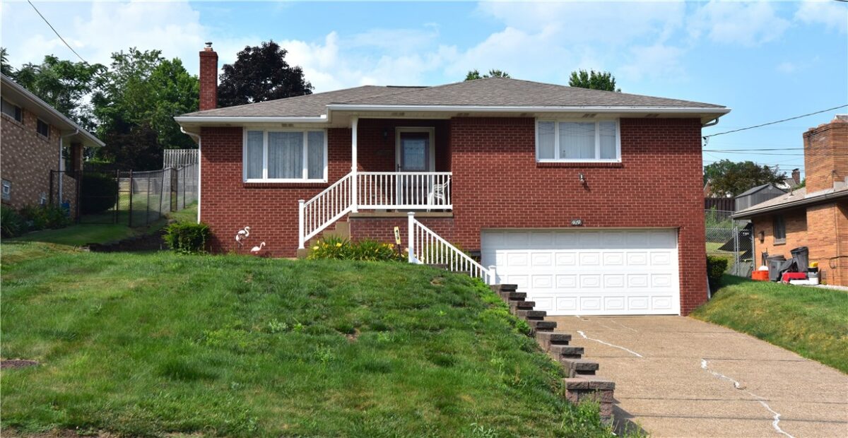 419 Brierly Ln — photo 1
