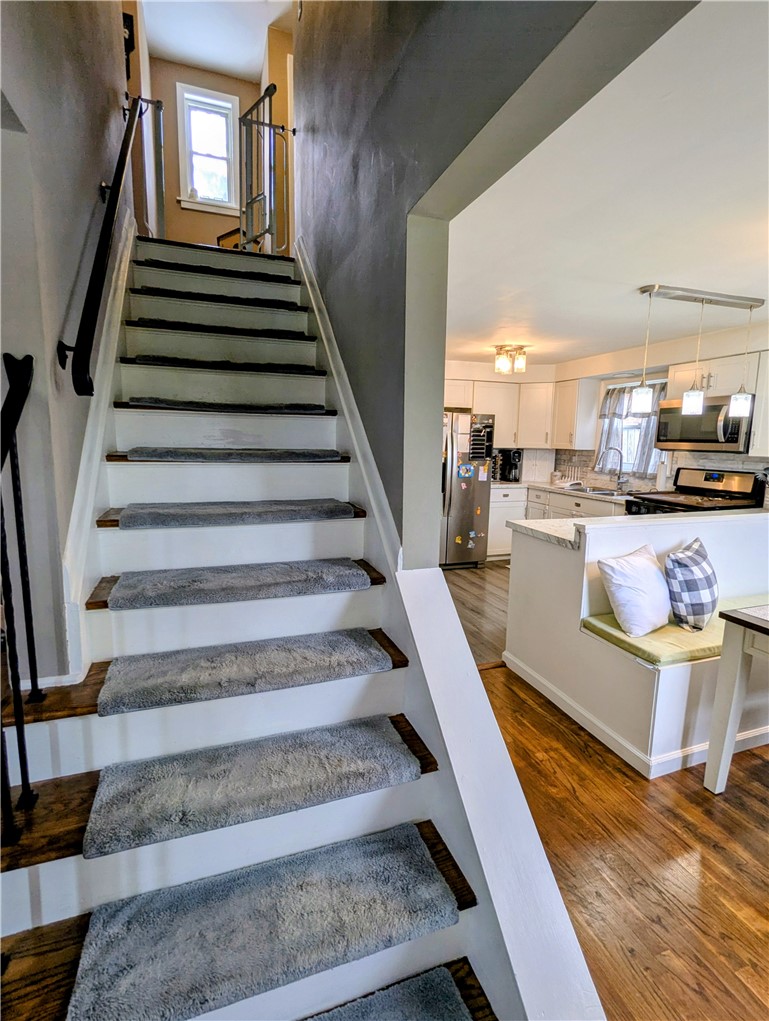 513 W Miller Ave — photo 2