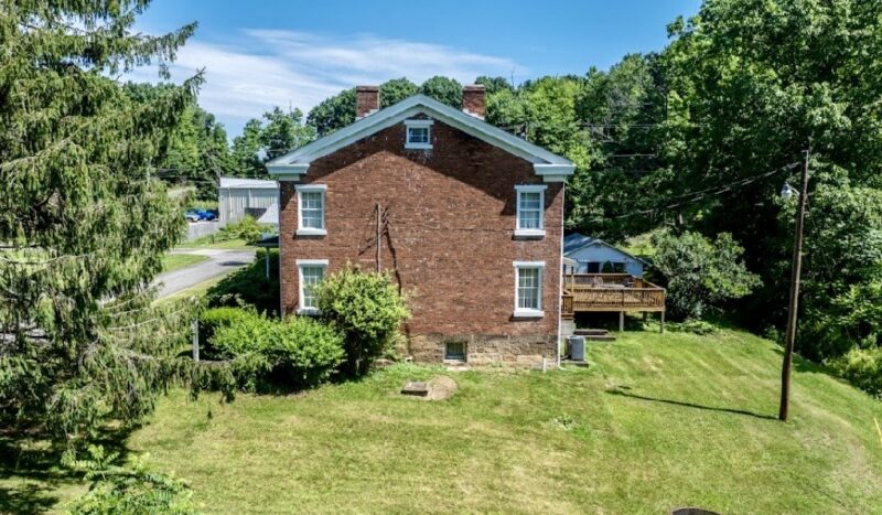 106 Pence Rd — photo 3
