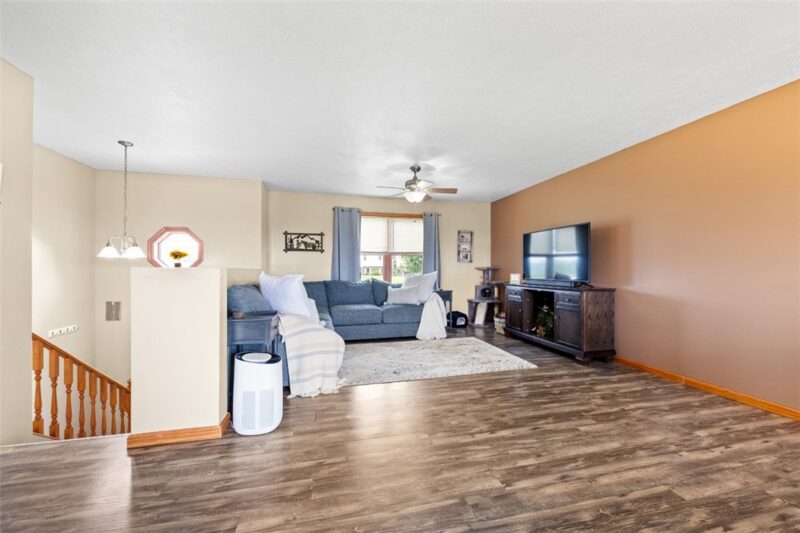 216 Marble Terrace — photo 3