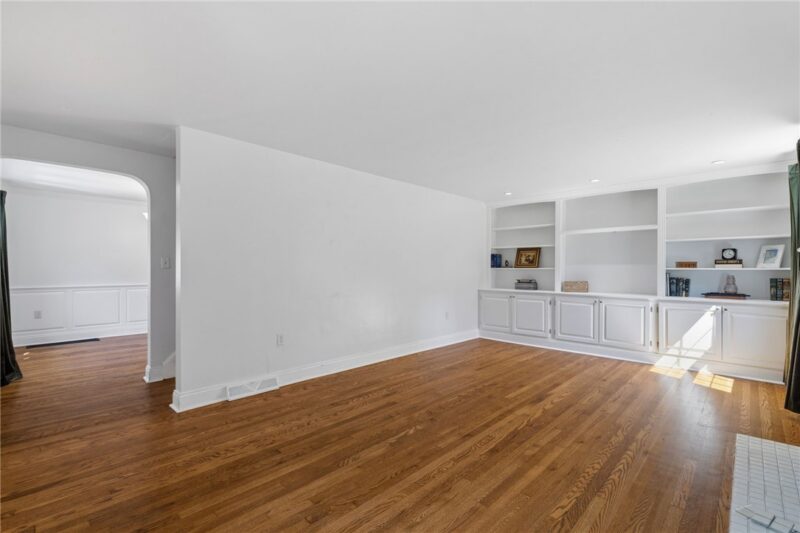 247 Mcmurray Rd — photo 5