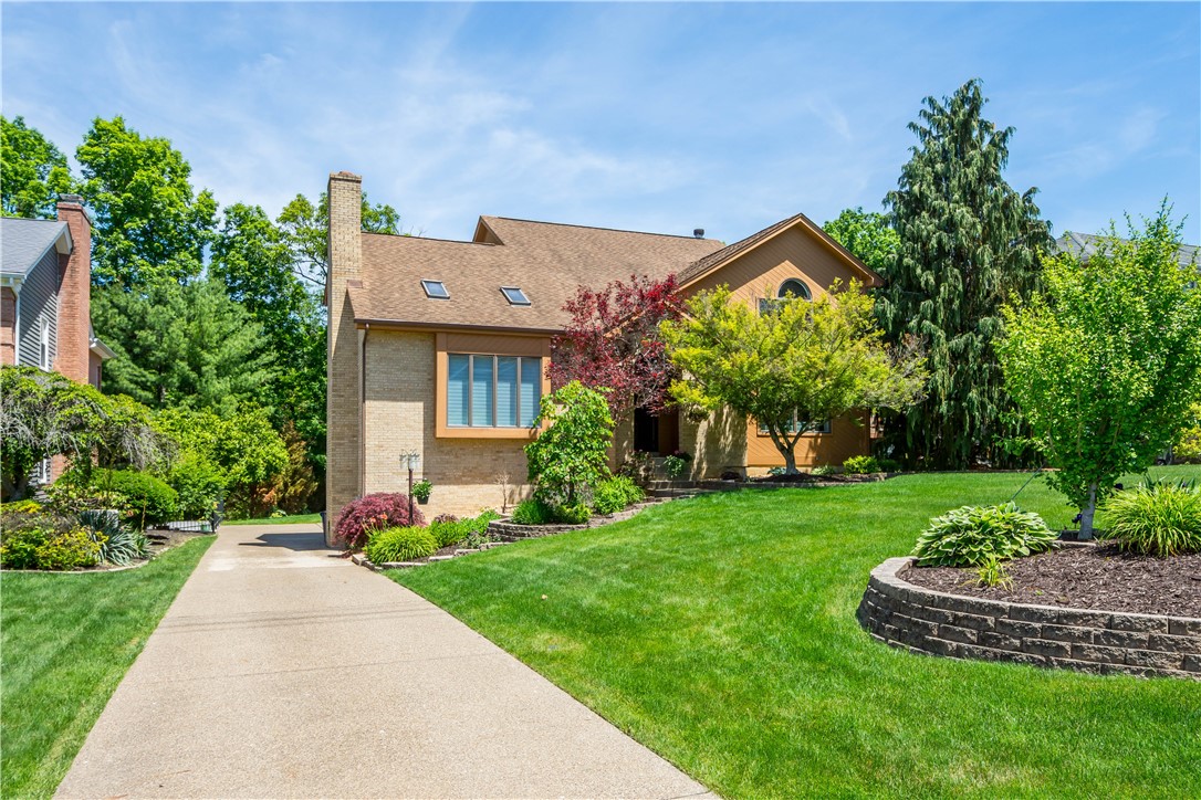 717 Stonegate Drive — photo 1